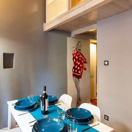 Lilly Apartment Main Train Station Old Town By The Castle Suites Krakov Exteriér fotografie