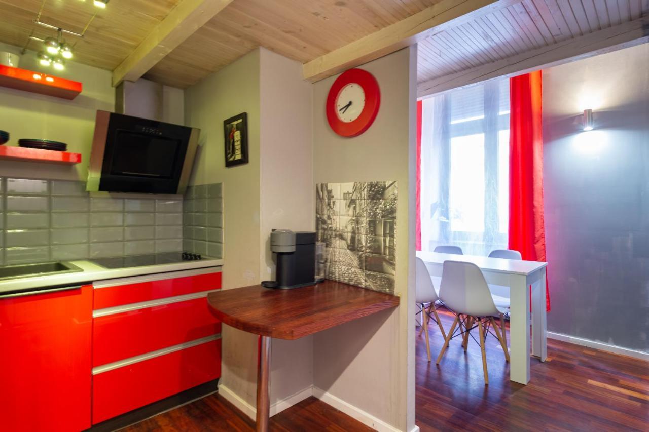 Lilly Apartment Main Train Station Old Town By The Castle Suites Krakov Exteriér fotografie