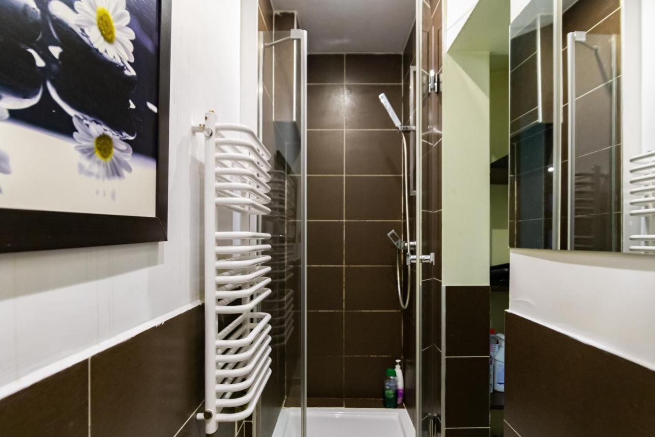 Lilly Apartment Main Train Station Old Town By The Castle Suites Krakov Exteriér fotografie