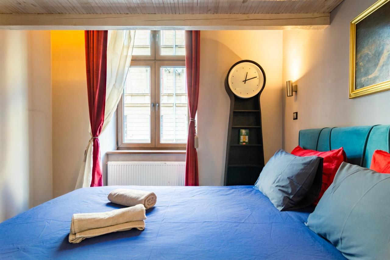 Lilly Apartment Main Train Station Old Town By The Castle Suites Krakov Exteriér fotografie